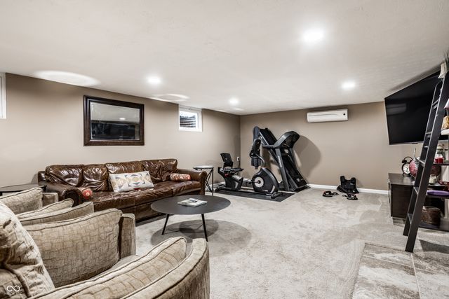 3815 E 56th Street, Indianapolis, IN 46220