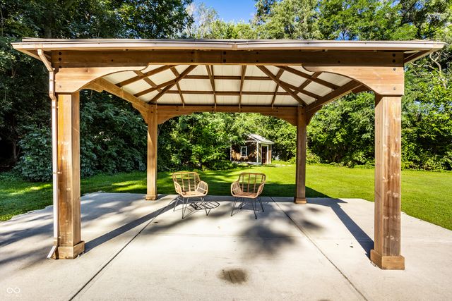 3815 E 56th Street, Indianapolis, IN 46220