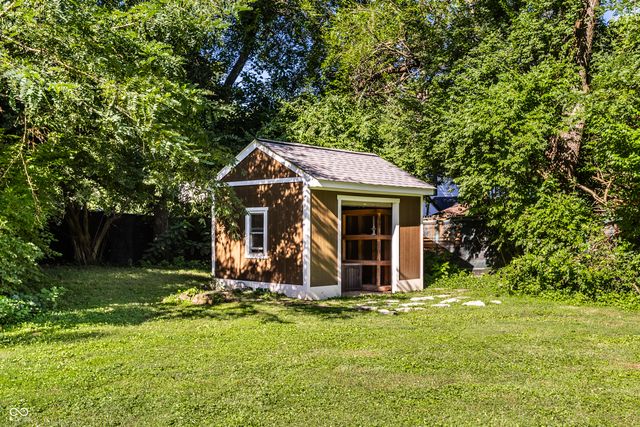 3815 E 56th Street, Indianapolis, IN 46220