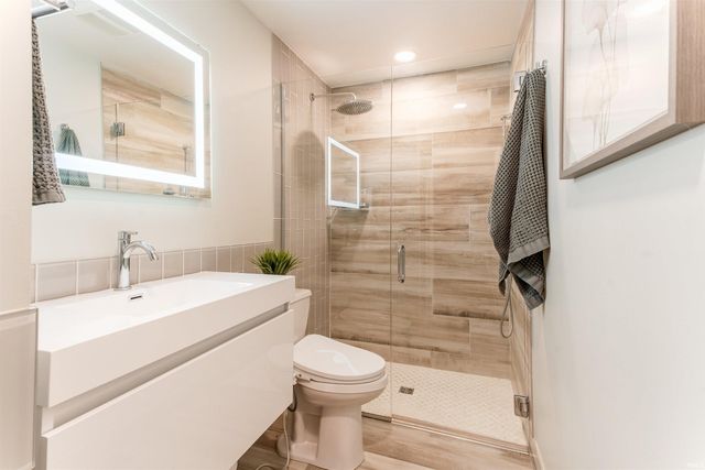 10202 Brookcrest Drive, Evansville, IN 47711