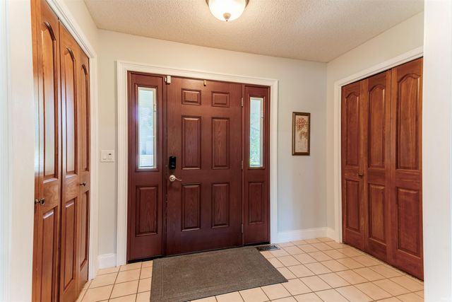 10202 Brookcrest Drive, Evansville, IN 47711