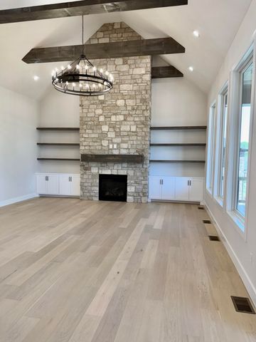 5966 S Holland Avenue, Springfield, MO 65810