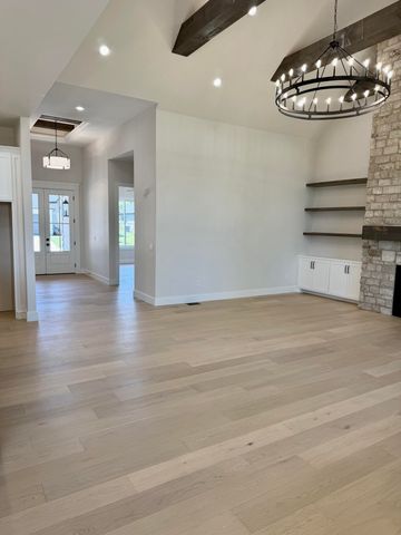 5966 S Holland Avenue, Springfield, MO 65810