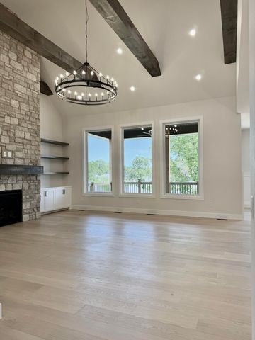 5966 S Holland Avenue, Springfield, MO 65810