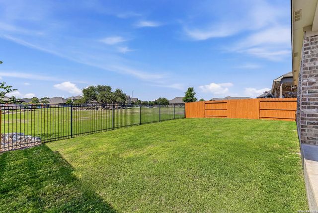 2173 KISKADEE DR, New Braunfels, TX 78132