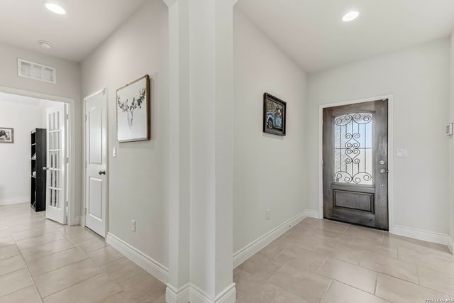 2173 KISKADEE DR, New Braunfels, TX 78132