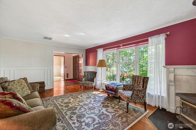 1411 Miller Drive, Kelso, WA 98626
