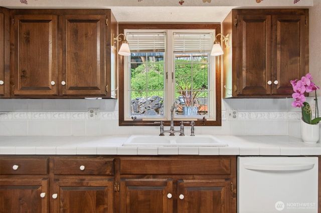 1411 Miller Drive, Kelso, WA 98626