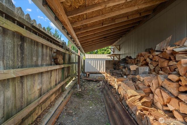 406 Long Street, Wilkeson, WA 98396