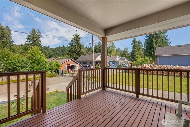 406 Long Street, Wilkeson, WA 98396