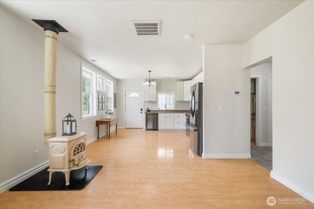406 Long Street, Wilkeson, WA 98396