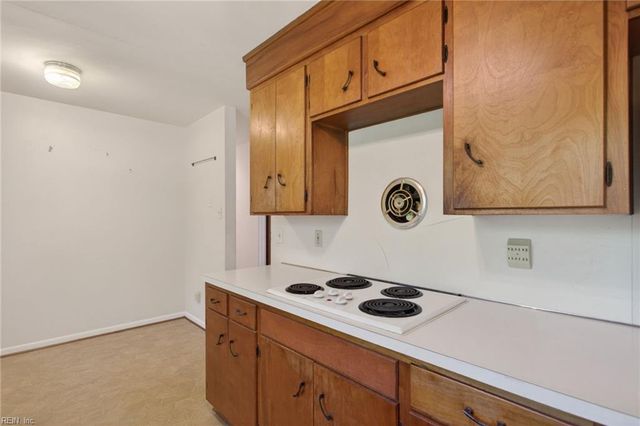 118 Claremont AVE, Hampton, VA 23661