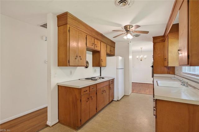 118 Claremont AVE, Hampton, VA 23661