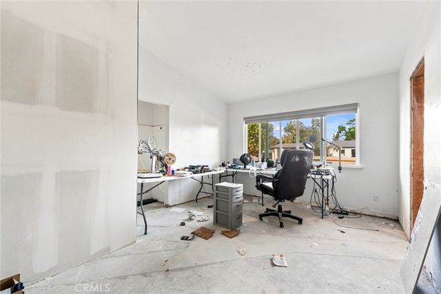 24222 Caris, Woodland Hills, CA 91367