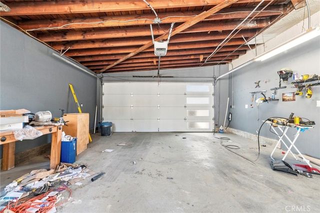 24222 Caris, Woodland Hills, CA 91367