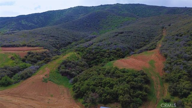 3 Plummers Lane, Mentone, CA 92359