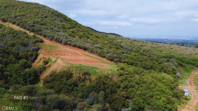 3 Plummers Lane, Mentone, CA 92359