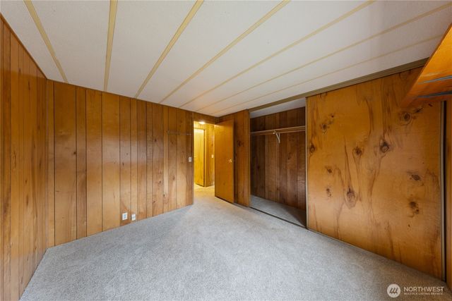 802 Hazzle Court, Coupeville, WA 98239