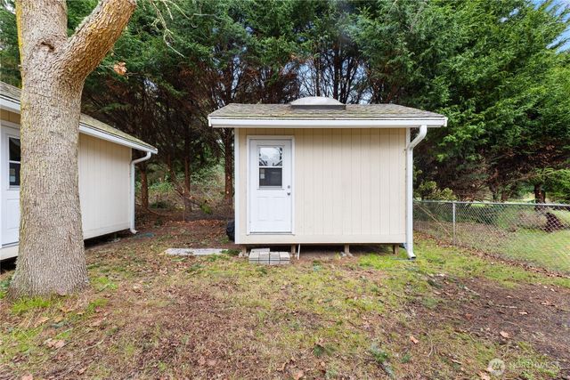 802 Hazzle Court, Coupeville, WA 98239