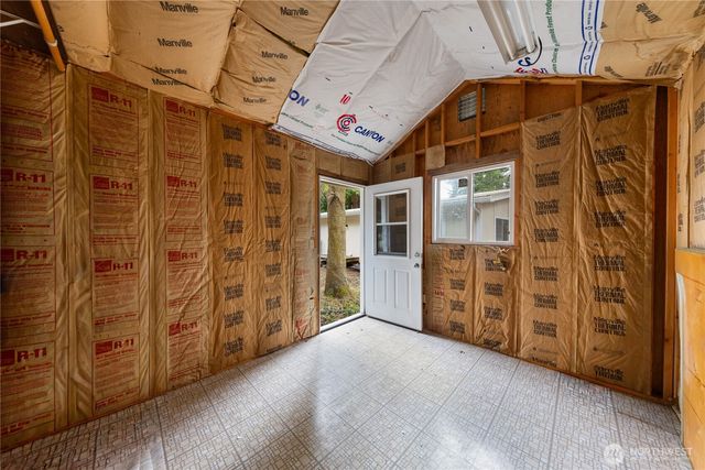 802 Hazzle Court, Coupeville, WA 98239