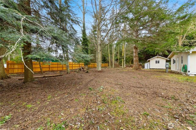 802 Hazzle Court, Coupeville, WA 98239