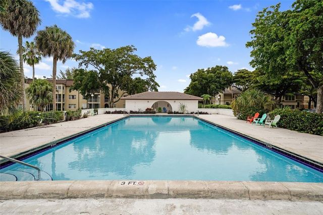 2710 Riverside Drive 106-A, Coral Springs, FL 33065