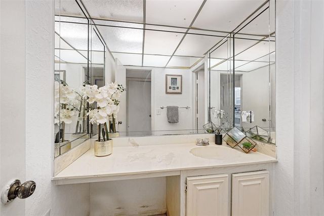 2710 Riverside Drive 106-A, Coral Springs, FL 33065