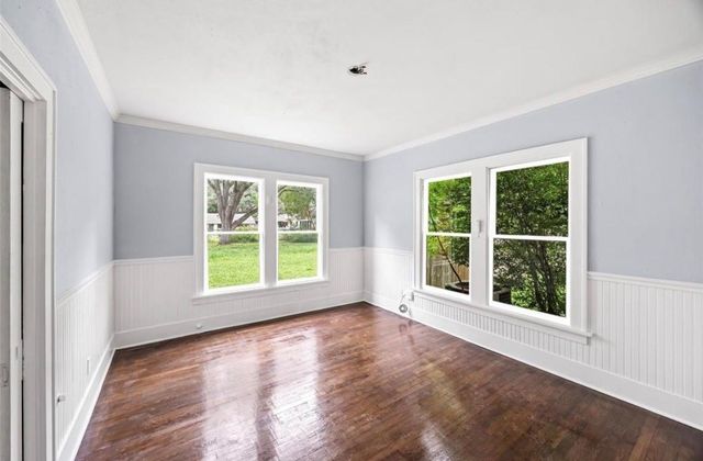 212 W Alabama Street, Wharton, TX 77488