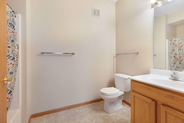 4824 E 53rd Street 307, Minneapolis, MN 55417