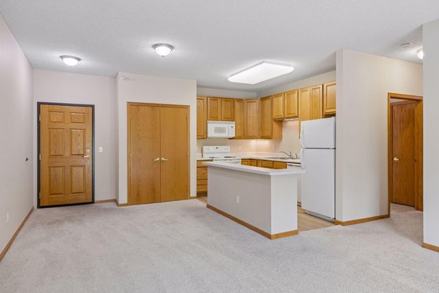 4824 E 53rd Street 307, Minneapolis, MN 55417