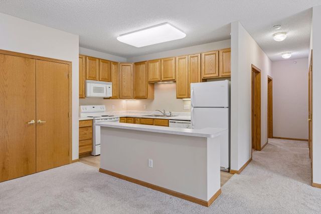 4824 E 53rd Street 307, Minneapolis, MN 55417