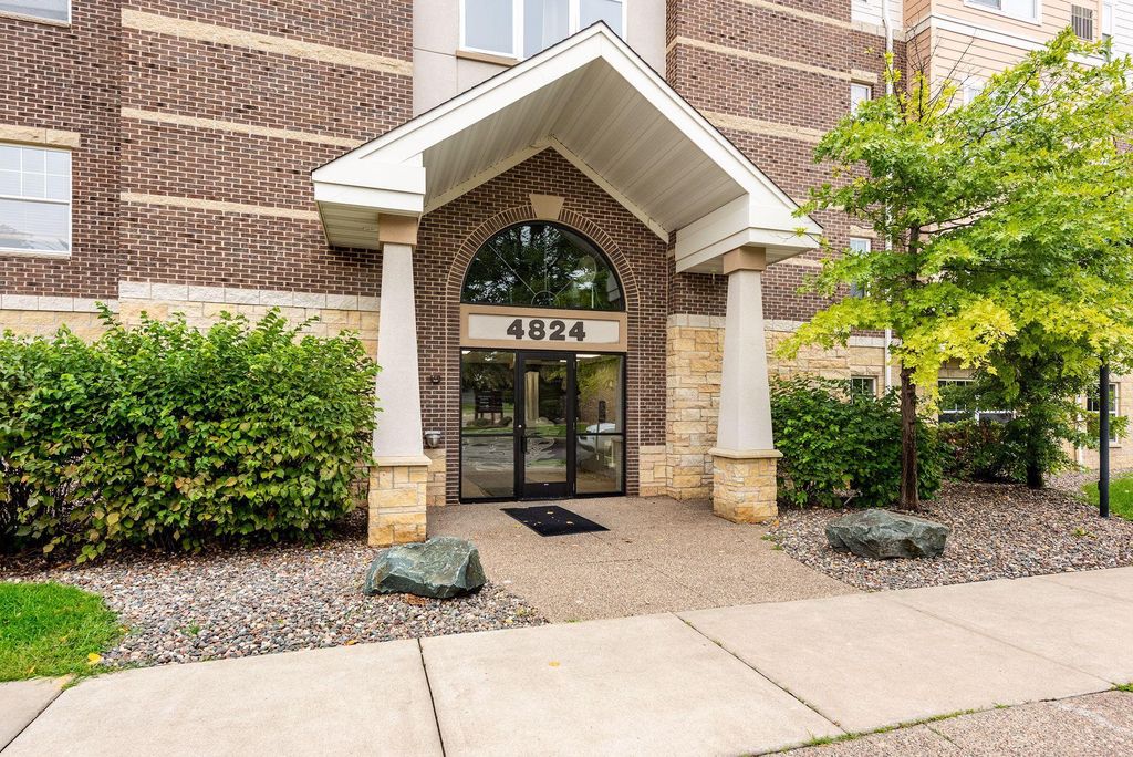 4824 E 53rd Street 307, Minneapolis, MN 55417 — photo 2