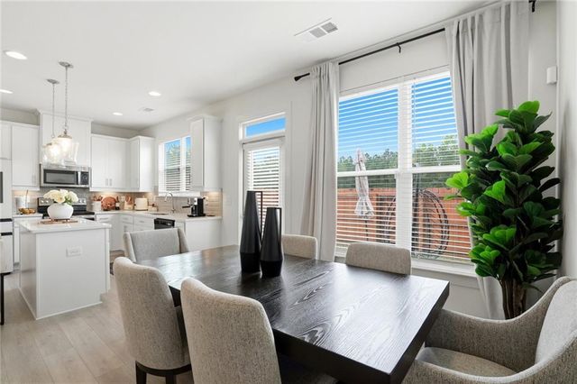 7757 Medieval Street, Fairburn, GA 30213