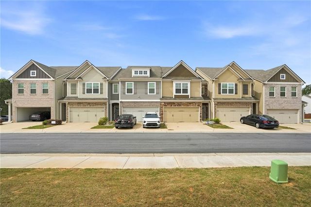 7757 Medieval Street, Fairburn, GA 30213