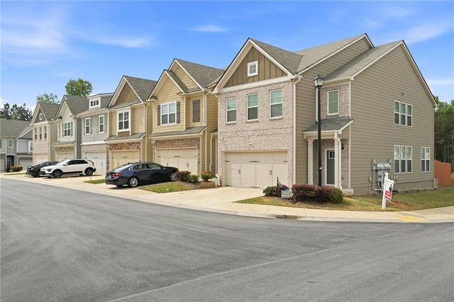 7757 Medieval Street, Fairburn, GA 30213