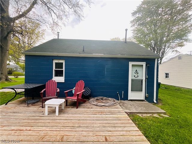 4448 Lake Drive N, Geneva, OH 44041