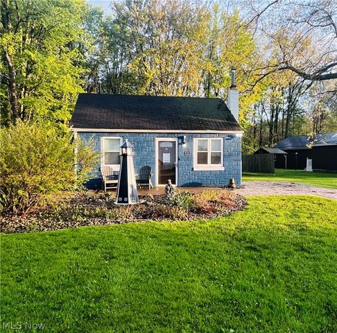 4448 Lake Drive N, Geneva, OH 44041