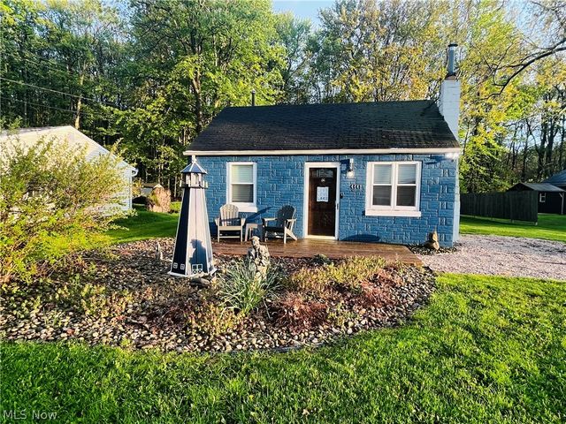 4448 Lake Drive N, Geneva, OH 44041