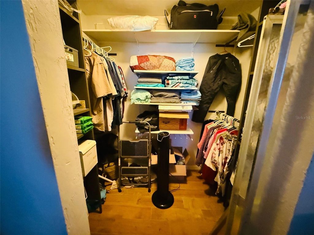 Image 9 of property listing at 3626 NW 25TH AVENUE, Gainesville, FL 32605