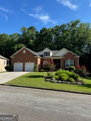1114 Southland Bluff, Stone Mountain, GA 30087