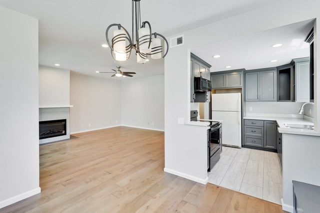 103 Chelsea Way, Redwood City, CA 94061