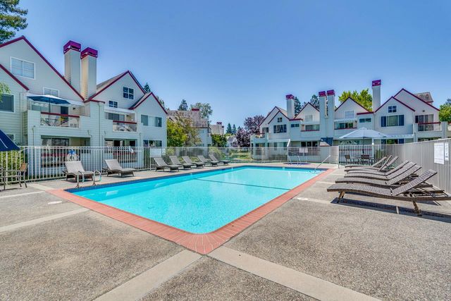 103 Chelsea Way, Redwood City, CA 94061
