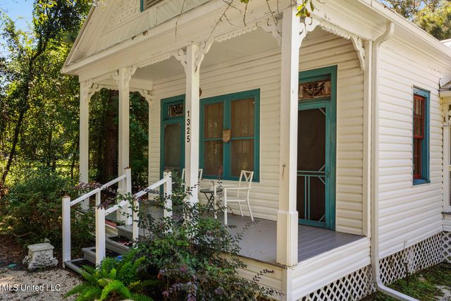 1325 Harrison Road, Gulfport, MS 39507