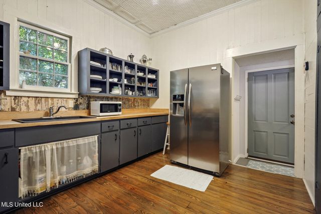 1325 Harrison Road, Gulfport, MS 39507