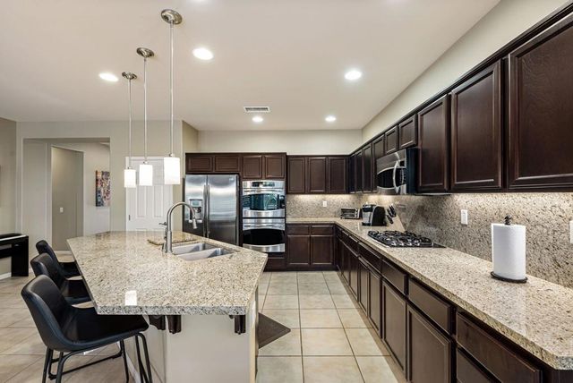 81473 Golden Poppy Way, La Quinta, CA 92253