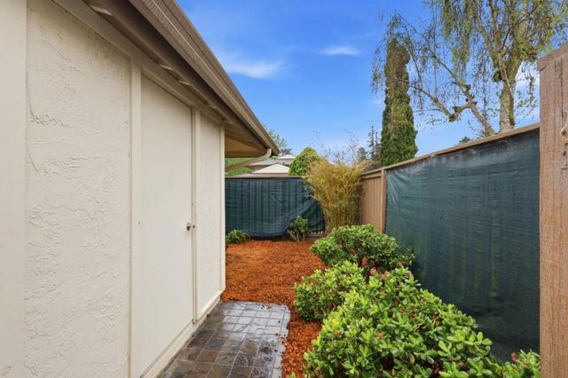 152 Castillion Terrace, Santa Cruz, CA 95060