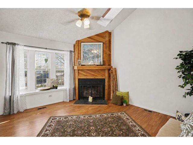 6745 Mountain Top Ln, Colorado Springs, CO 80919