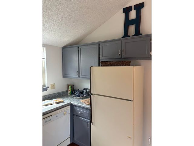 6745 Mountain Top Ln, Colorado Springs, CO 80919