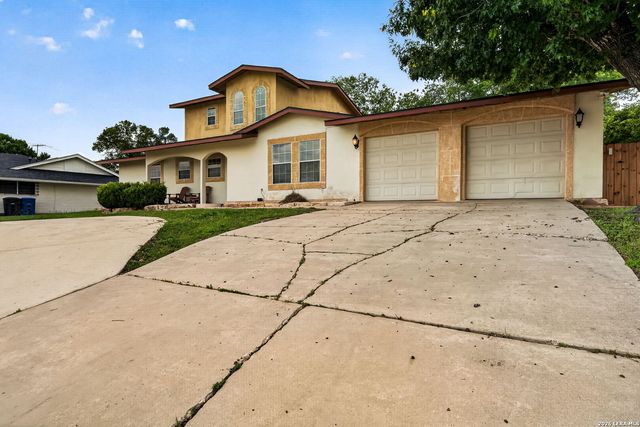 515 W CRESTLINE DR, San Antonio, TX 78228