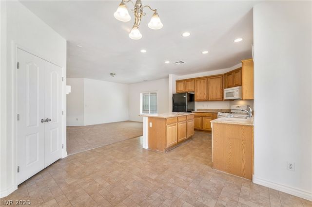 2621 LAZY LEOPARD Court, North Las Vegas, NV 89086
